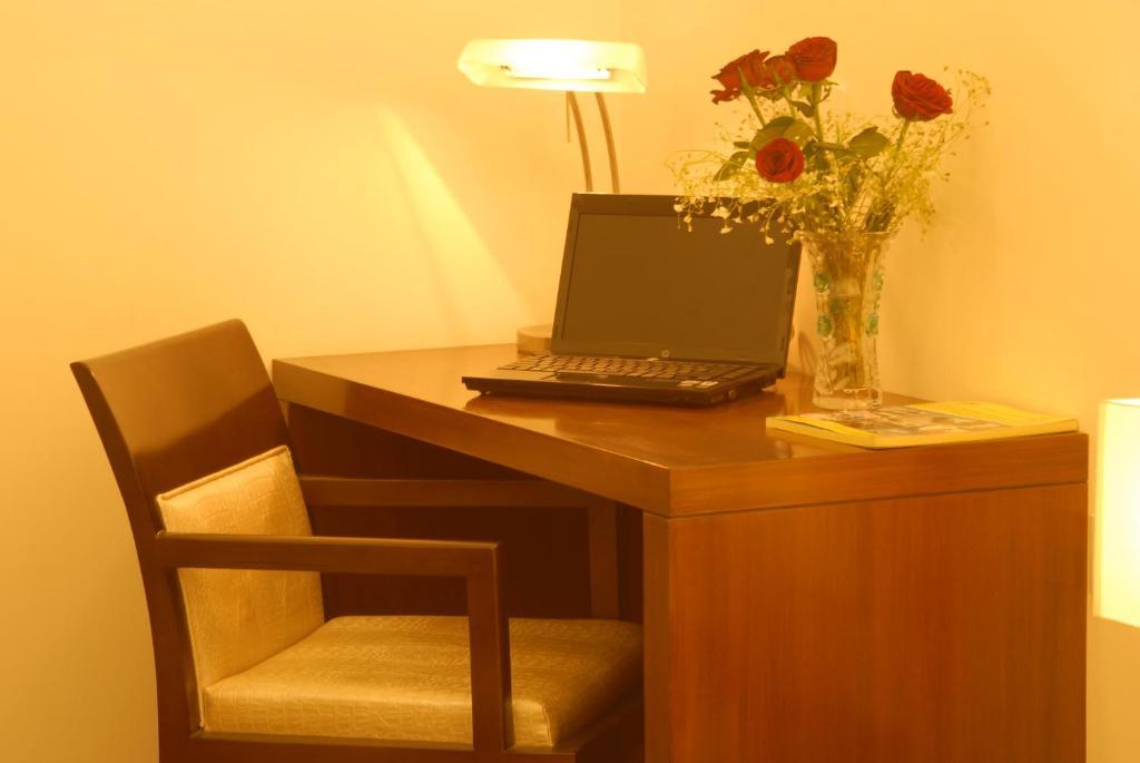 Hotel Nangis Pride Τζαϊπούρ Εξωτερικό φωτογραφία